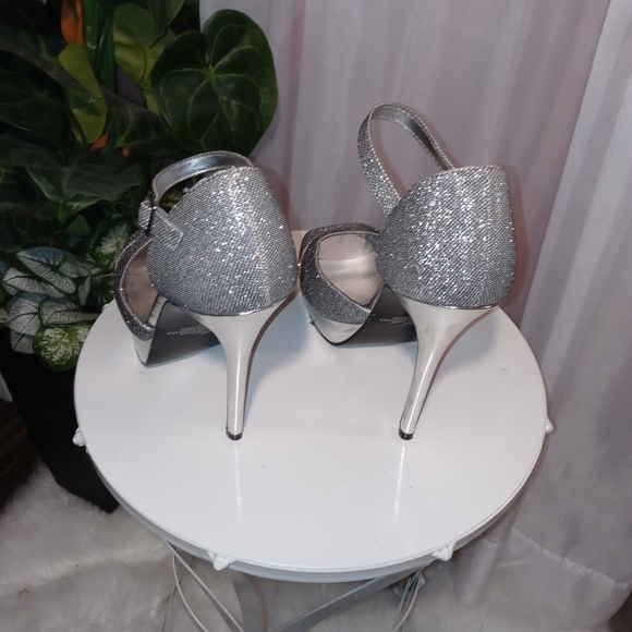 Fabric - upper, Bonded Leather Sole Women's Shoe - Picture 2 of 6